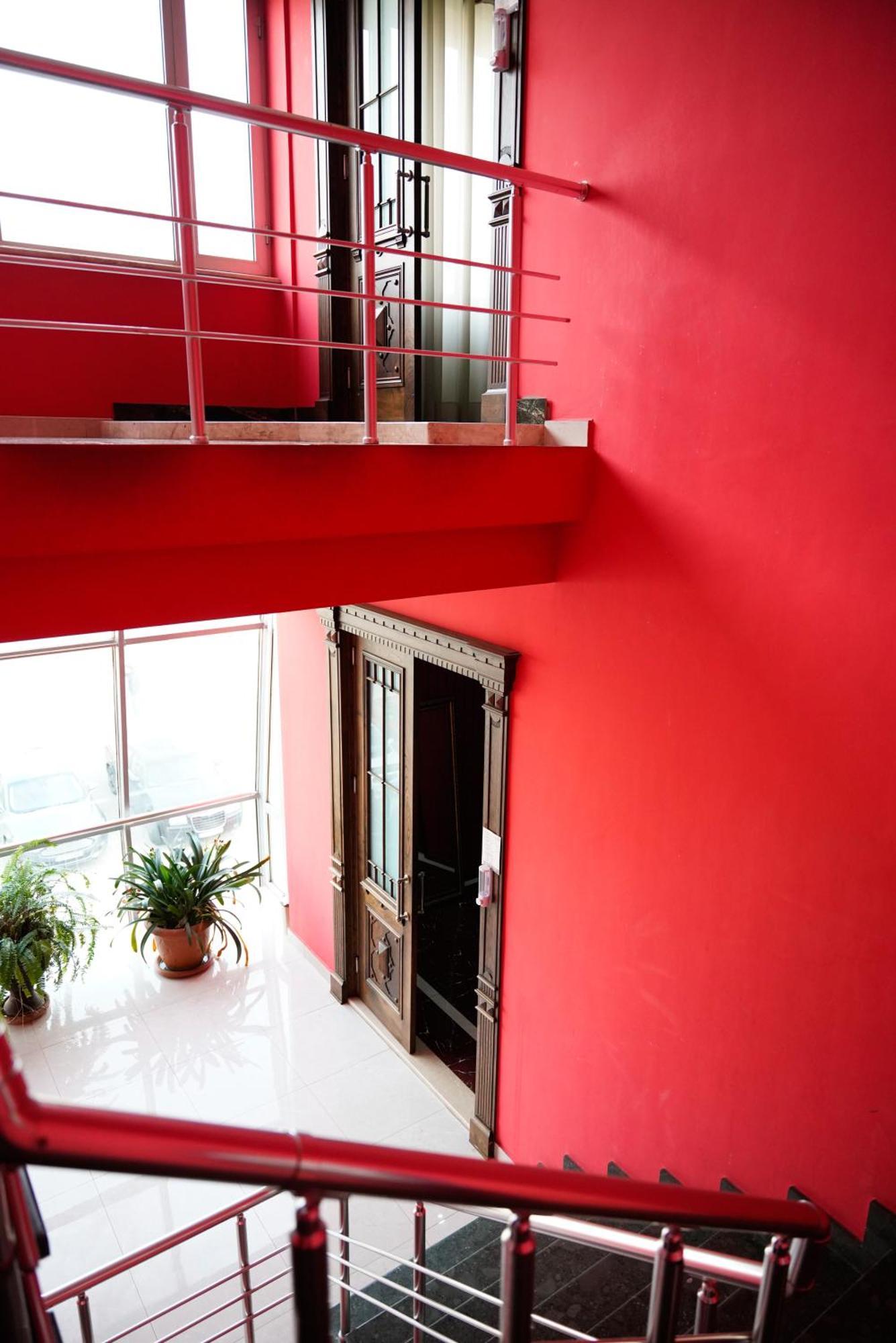 Hotel Monopoli Kutaisi Esterno foto